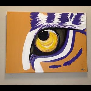 LSU tiger eye painting